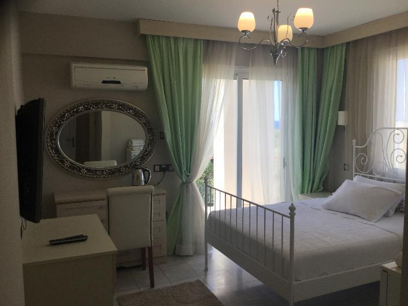 The Prince Inn Hotel & Villas Agios Georgios  Esterno foto