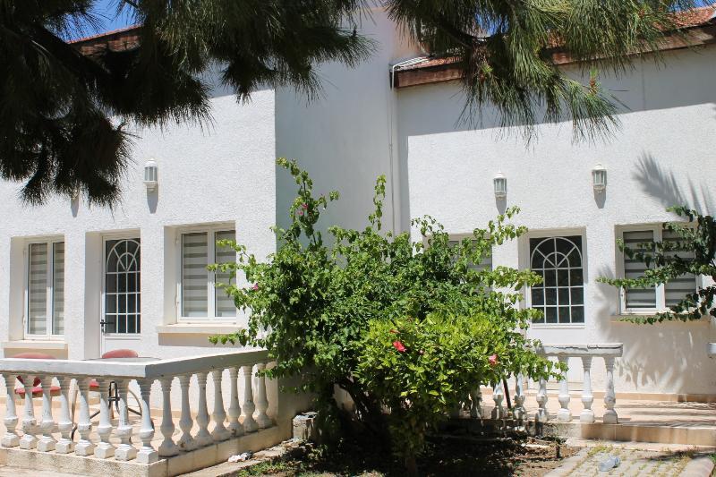 The Prince Inn Hotel & Villas Agios Georgios  Esterno foto