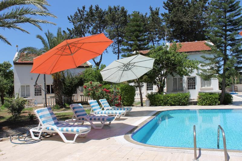 The Prince Inn Hotel & Villas Agios Georgios  Esterno foto